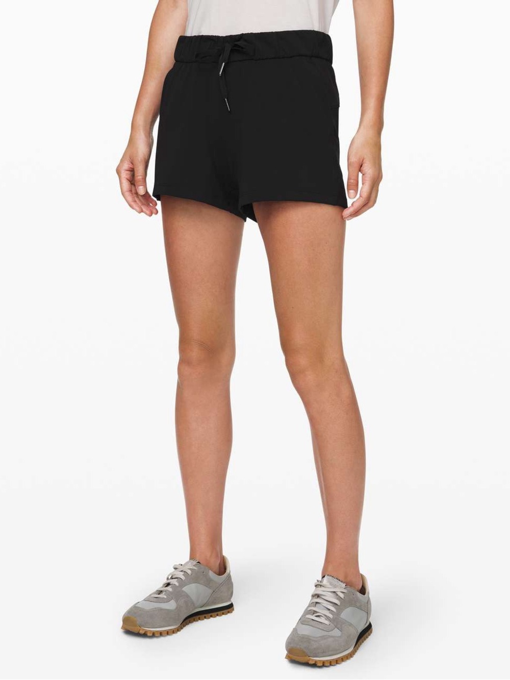 Lululemon On the Fly Mid-Rise Short 2.5" - 4 (Black)